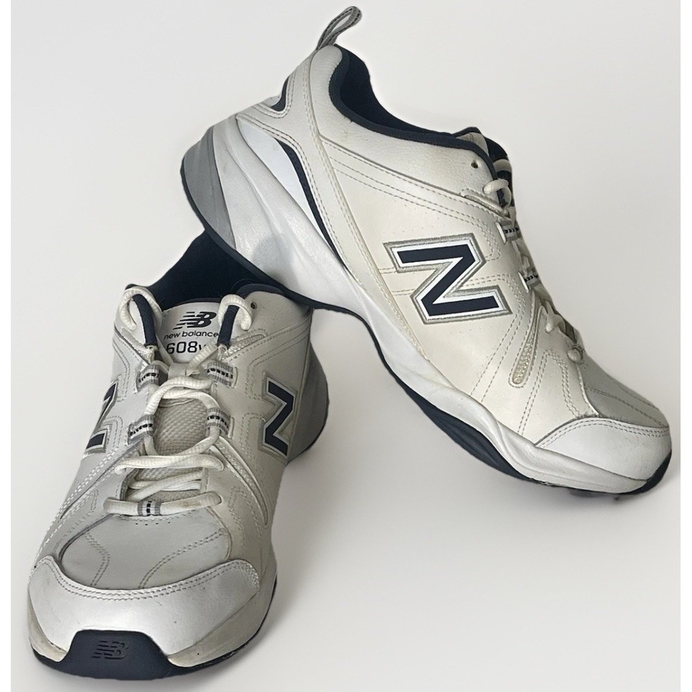 New Balance 608v4 Mens 9 2E Extra Wide White Leather Walking Training Dad Shoes